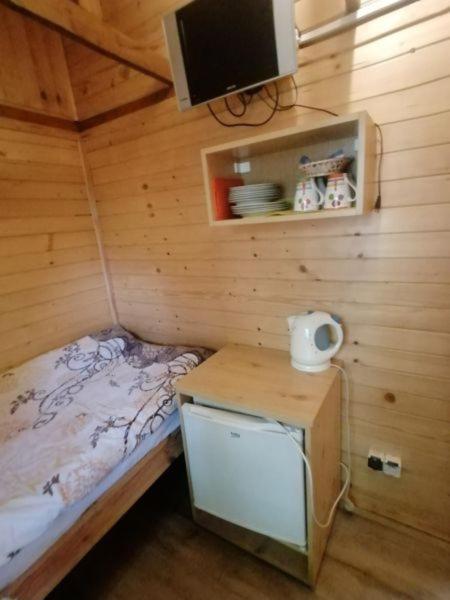 Gosciniec Grek Zorba - Pokoje I Domki 4 Osobowe - 16Km Od Zator Energylandia Inwałd 外观 照片
