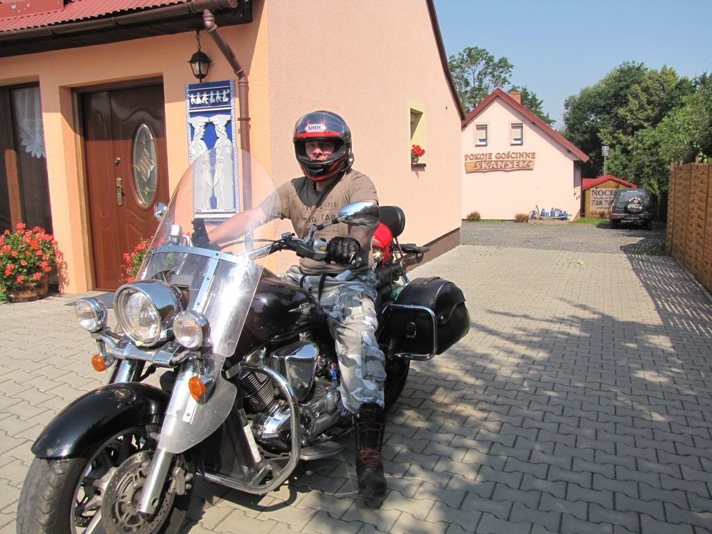 Gosciniec Grek Zorba - Pokoje I Domki 4 Osobowe - 16Km Od Zator Energylandia Inwałd 外观 照片