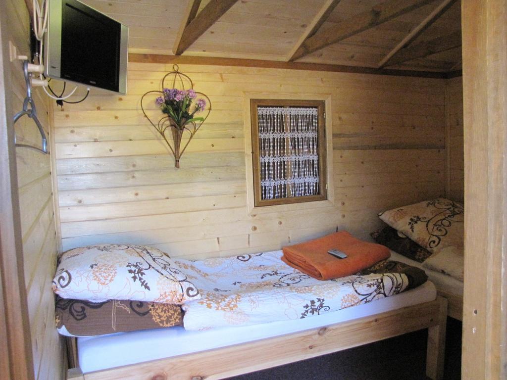 Gosciniec Grek Zorba - Pokoje I Domki 4 Osobowe - 16Km Od Zator Energylandia Inwałd 客房 照片